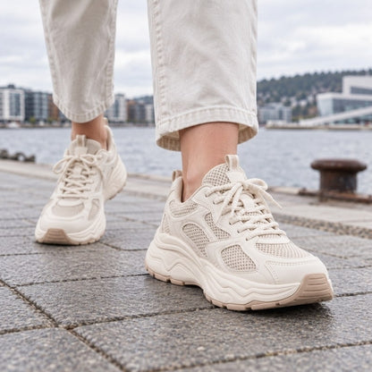 Sportig sneaker för herr med kraftig sula - bild 2