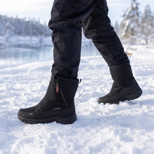 Varmfodrade vinterkängor i svart med dragkedja, slitstark sula för snö
